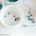 Pärla halsband – härligt med kreativa barn