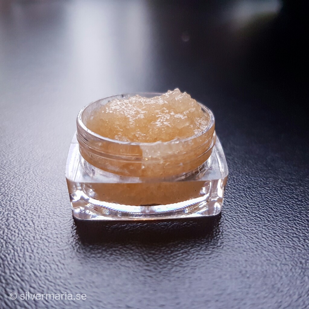 DIY Lip Scrub Cococnut Vanilla Silvermaria